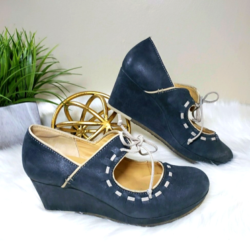 Clarks Originals | 10 Vogue Blush Platform Wedge